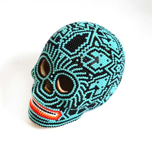 Skull lined with beads - Beadwork Huichol