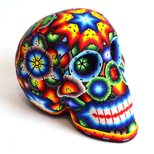 Calavera Huichol de chaquiras - Arte Huichol