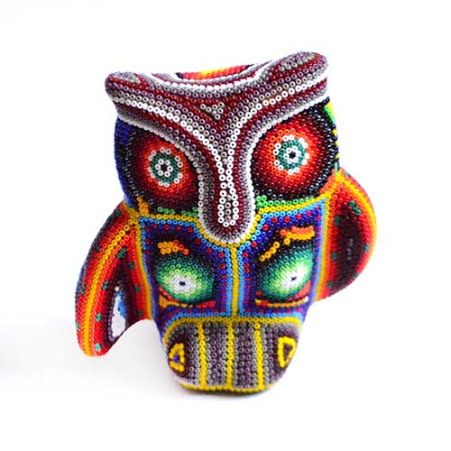 Máscara forrada con chaquiras - Arte Huichol